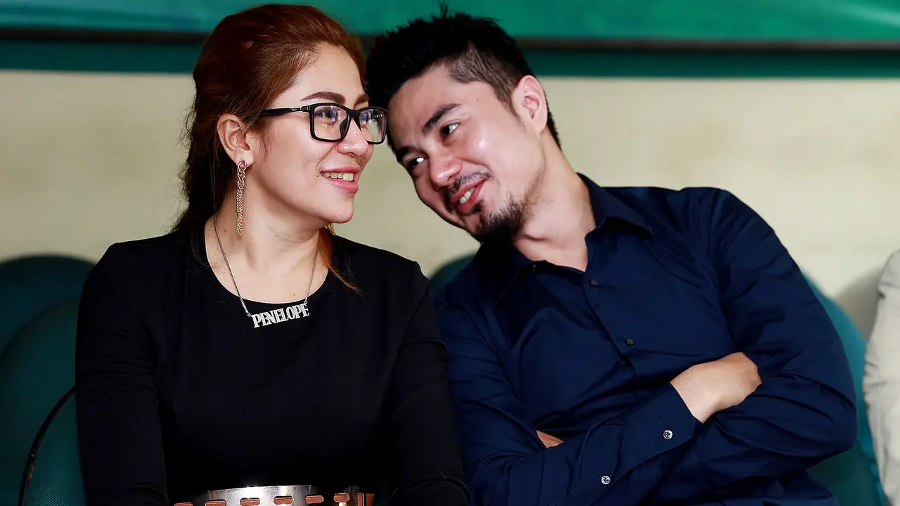 Cinta Penelope dan Donny Hermawan