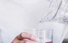 Mengenal Water Fasting, Diet Hanya Minum Air Putih, Apakah Aman atau Berbahaya?