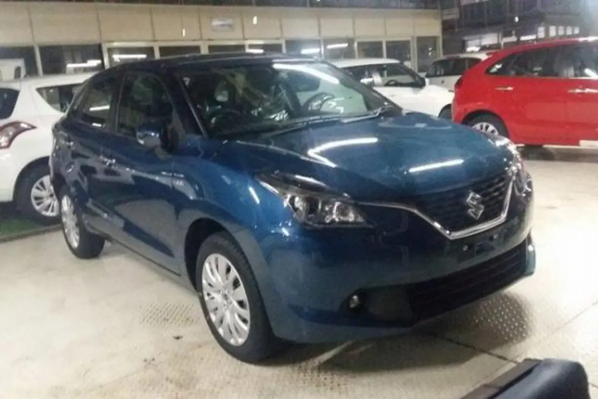 Jelang Debut, Sosok Suzuki Baleno Bergentayangan di Pabrik