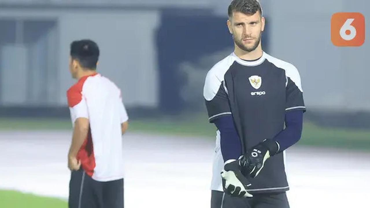 Kiper Timnas Indonesia Maarten Paes jadi Model Iklan di Amerika