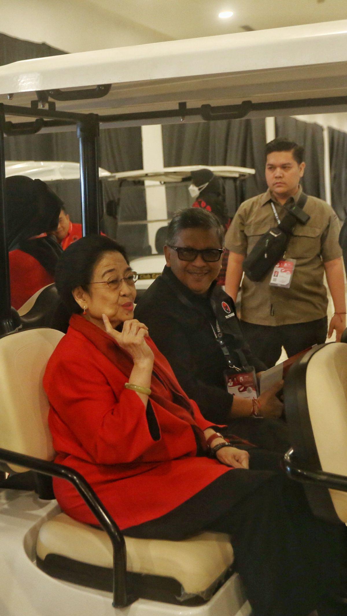 Rapat Kerja Nasional (Rakernas) V PDI Perjuangan (PDIP) memasuki hari kedua, pada hari ini, Sabtu (25/5). Salah satu agendanya yakni Ketua Umum DPP PDIP Megawati Soekarnoputri akan memberikan pengarahan secara tertutup. Foto: Liputan6.com/Angga Yuniar<br>