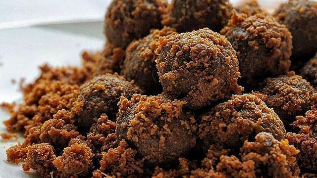 Cara Membuat Rendang Daging Sapi yang Empuk dan Enak ala Rumahan