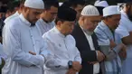 Setya Novanto, terpidana kasus korupsi e-KTP pada momen hari Raya Idul Fitri kali ini, harus merayakan di Lapas Sukamiskin, Bandung. Dan untuk pertama kalinya, Ia melaksanakan salat Idul Fitri, di lapas khusus terpidana kasus korupsi.