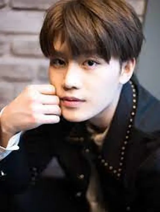 Taeil merupakan anggota untuk sub unit NCT U. Dirinya berperan sebagai vokalis utama dengan suaranya yang merdu.