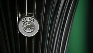 Foto ini menunjukkan logo UEFA yang ditampilkan pada UEFA Conference League menjelang pengundian babak 16 besar, perempat final, dan semifinal UEFA Conference League 2025/2026 di Gedung Sepak Bola Eropa di Nyon, Swiss bagian barat pada 27 Februari 2026. (Harold CUNNINGHAM/AFP)