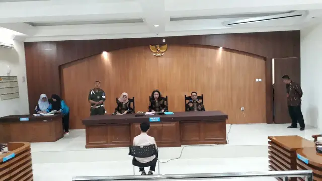 Sidang kasus pembunuhan bocah dalam karung (Liputan6.com/Achmad Sudarno)