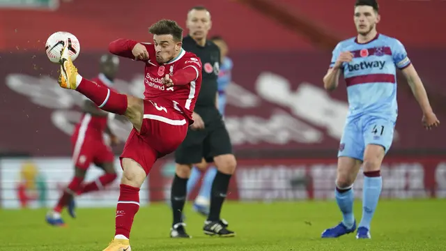 Bungkam West Ham United, Liverpool ke Puncak Klasemen Liga Inggris