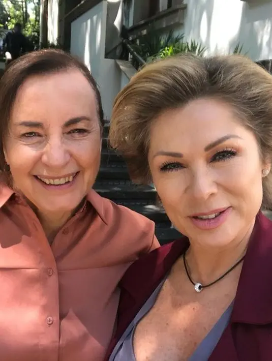 Di tengah kesukesannya di dunia hiburan, siapa yang menyangka jika Leticia Calderon pernah mengalami banyak masalah. (Foto: instagram.com/letycalderon97)