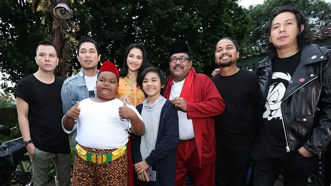 [Bintang} Armada Band OST Si Doel The Movie