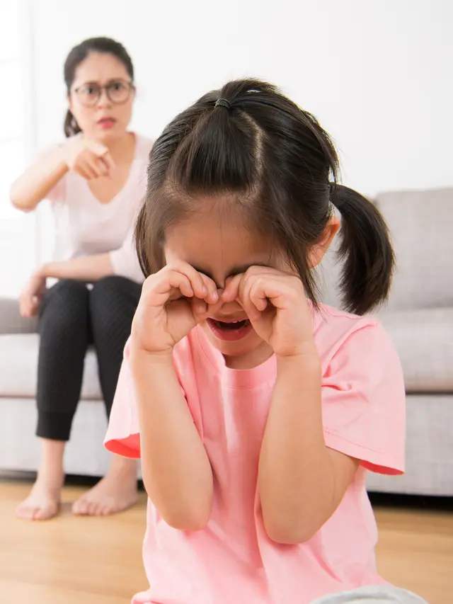 Dapat Merusak Sel Otak, Ini Bahaya Jika Orangtua Sering Membentak Anak