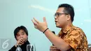 Koordinator Elsam, Wahyudi Djafar (kanan) memberikan pernyataan saat peluncuran Laporan HAM 2015 Amnesty International di Jakarta, Rabu (24/2/2016). Amnesty International meluncurkan buku Laporan HAM sepanjang 2015. (Liputan6.com/Helmi Fithriansyah)