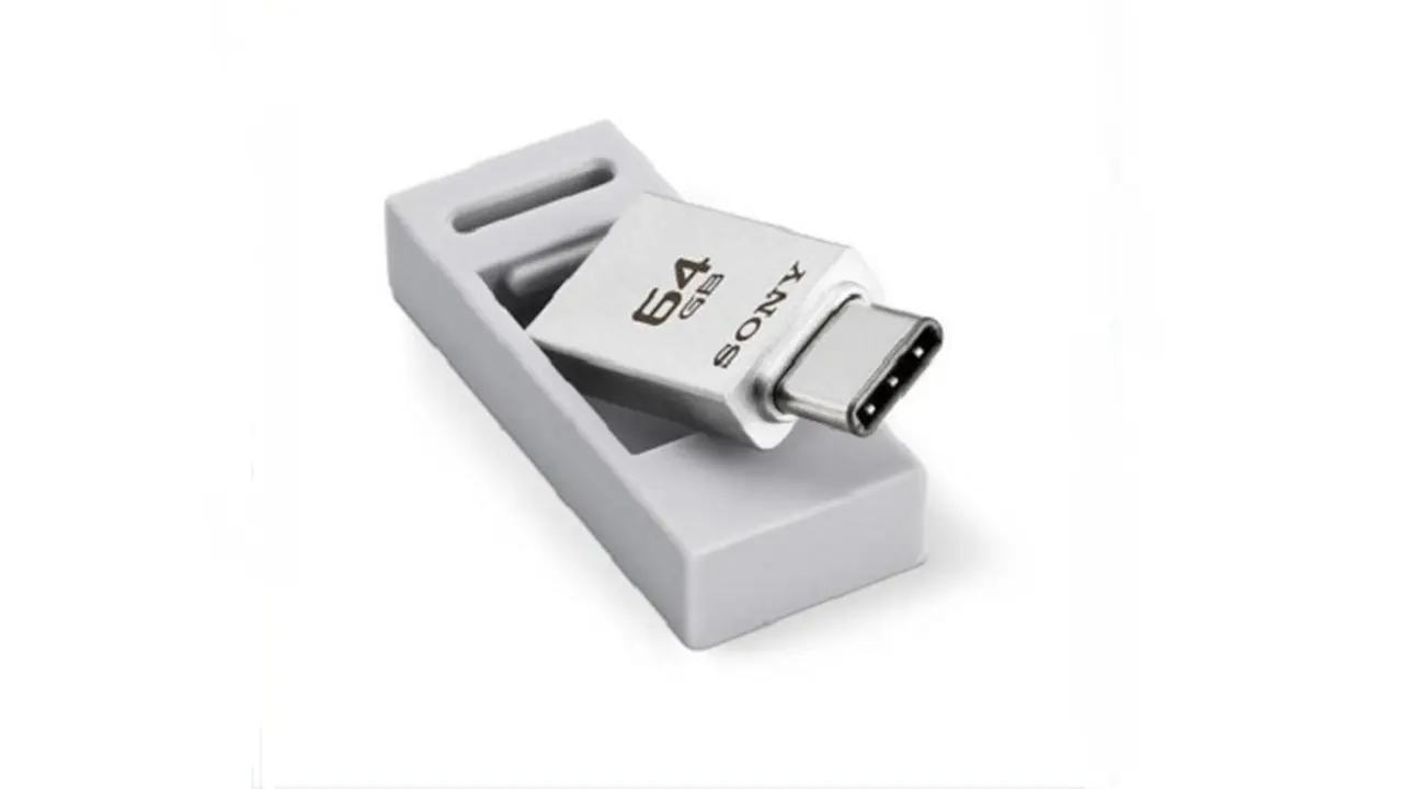 USB flash drive dengan dua konektor