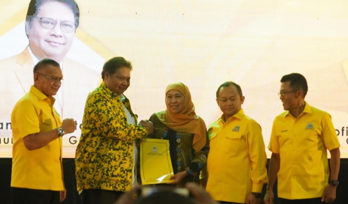 Khofifah mengaku keputusan bersedia mendukung dan menjadi timses Prabowo-Gibran diperoleh setelah pulang umrah.