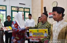 Pemkab Natuna Gandeng PT Pos untuk Percepat Penyaluran Bantuan Sosial Natuna bagi Lansia dan Miskin Ekstrem