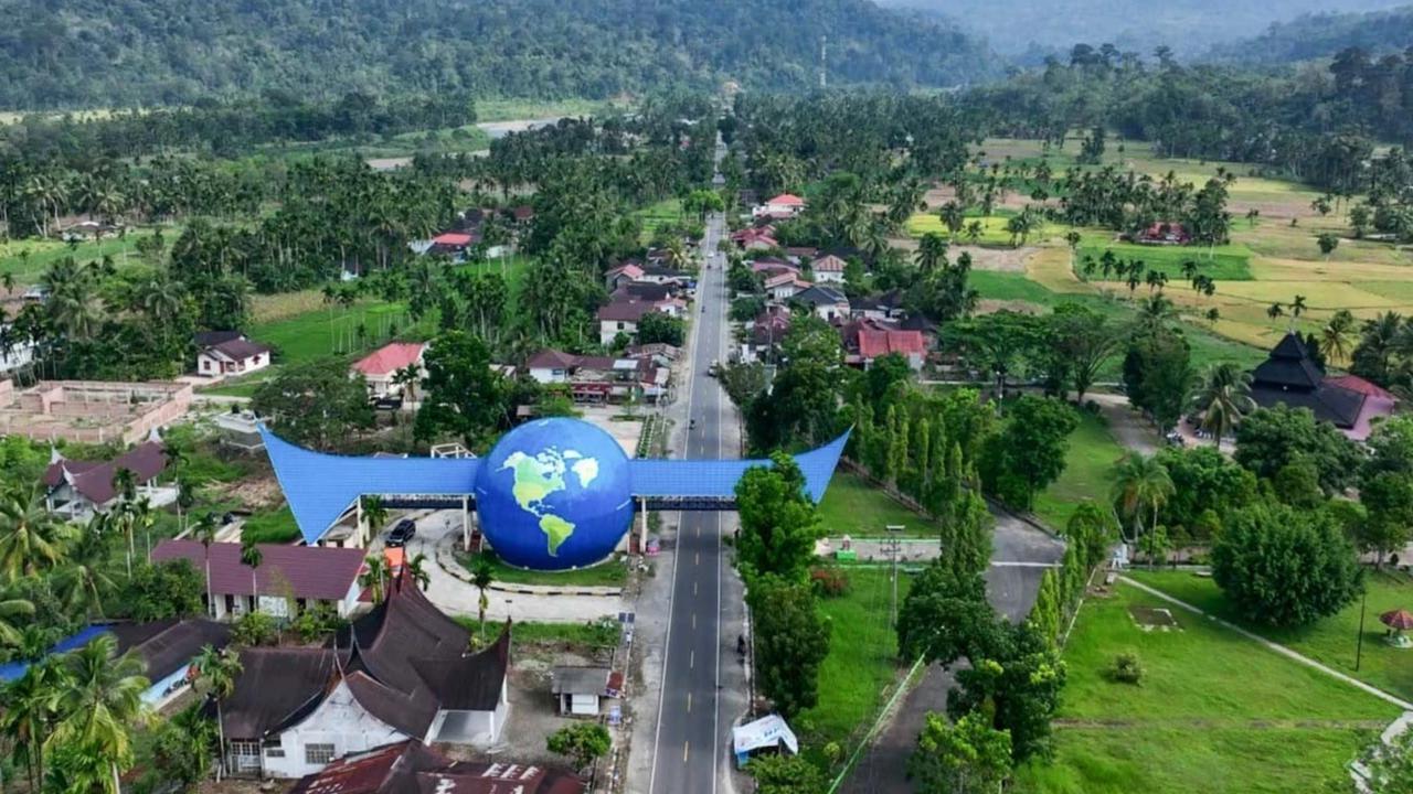 FOTO: Jalur Mudik Pascabencana di Sumatera Barat Kini Siap Dilalui