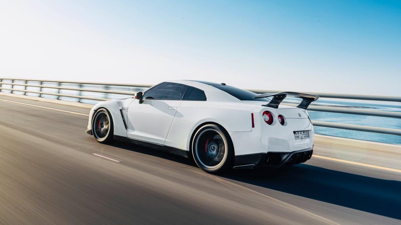 Nissan GT-R