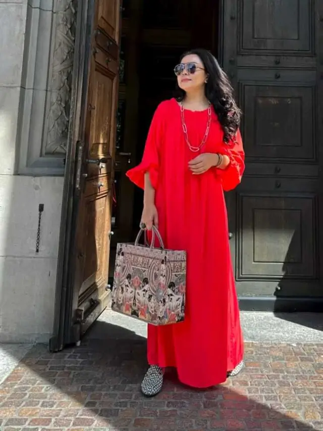 Model Gamis Mayangsari yang Bikin Penampilannya Selalu Berkelas/Instagram @mayangsari_official