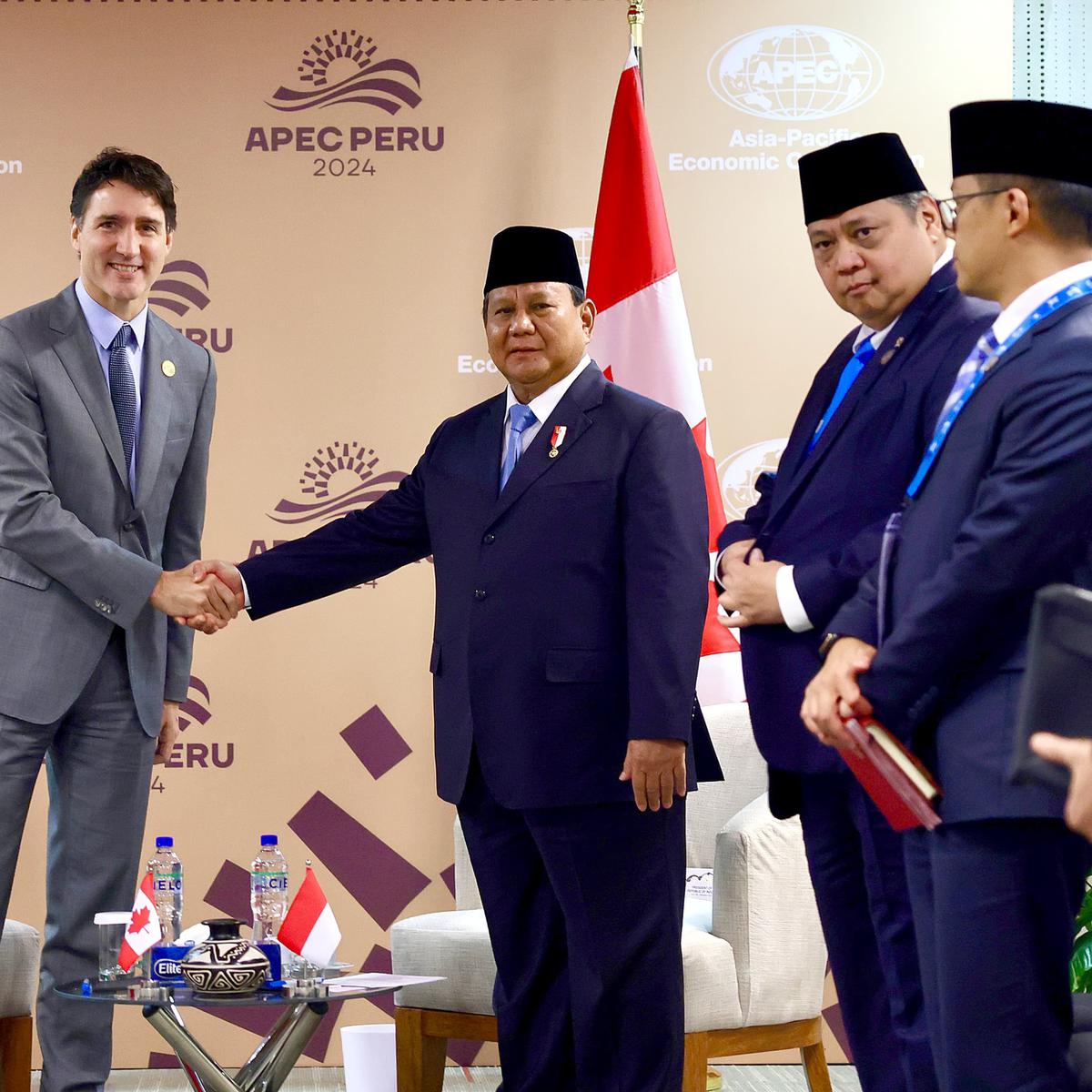 Prabowo Bertemu PM Kanada Justin Trudeau di KTT APEC