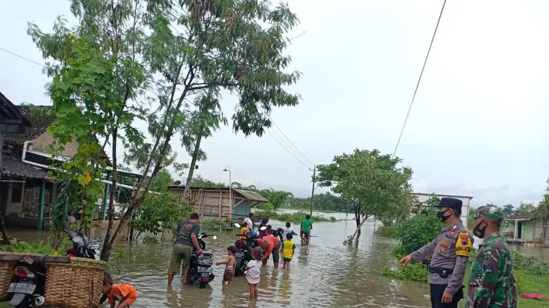 Banjir merendam permukiman dan sawah di Boyolali, Jateng. (Foto: Liputan6.com/Felek Wahyu)