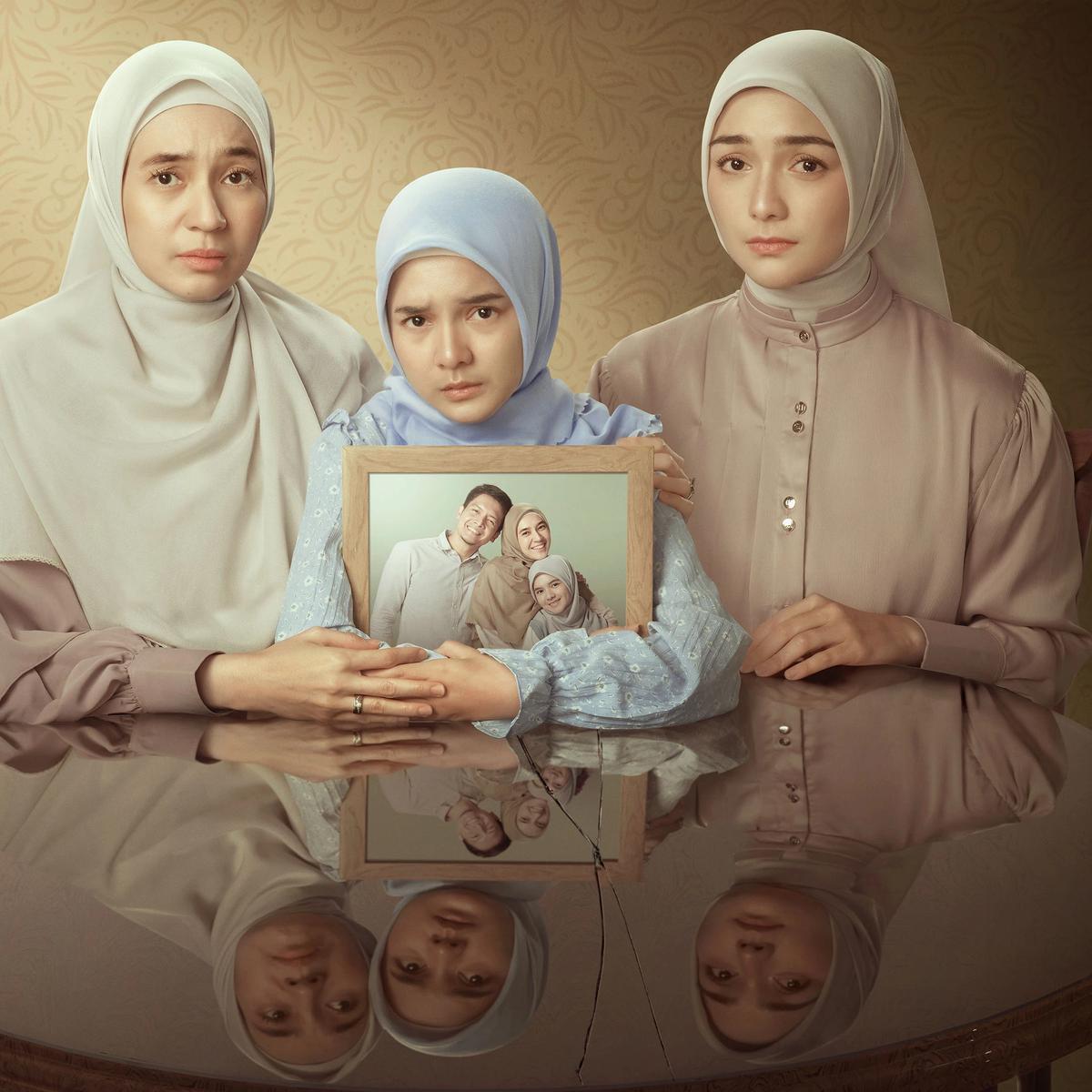 Saksikan film Mengejar Restu eksklusif di Vidio.