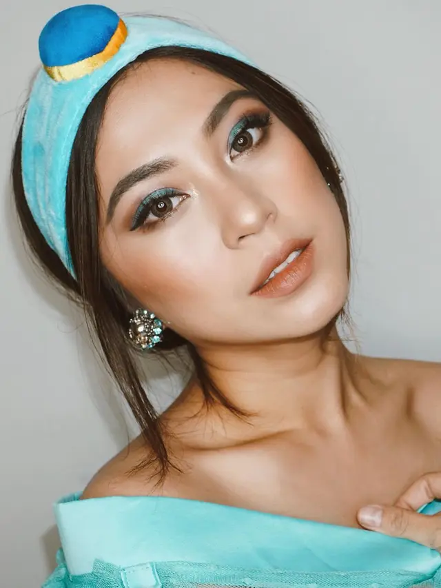 Tyna Kanna Mirdad meniru makeup ala Princess JAsmine di film Aladdin