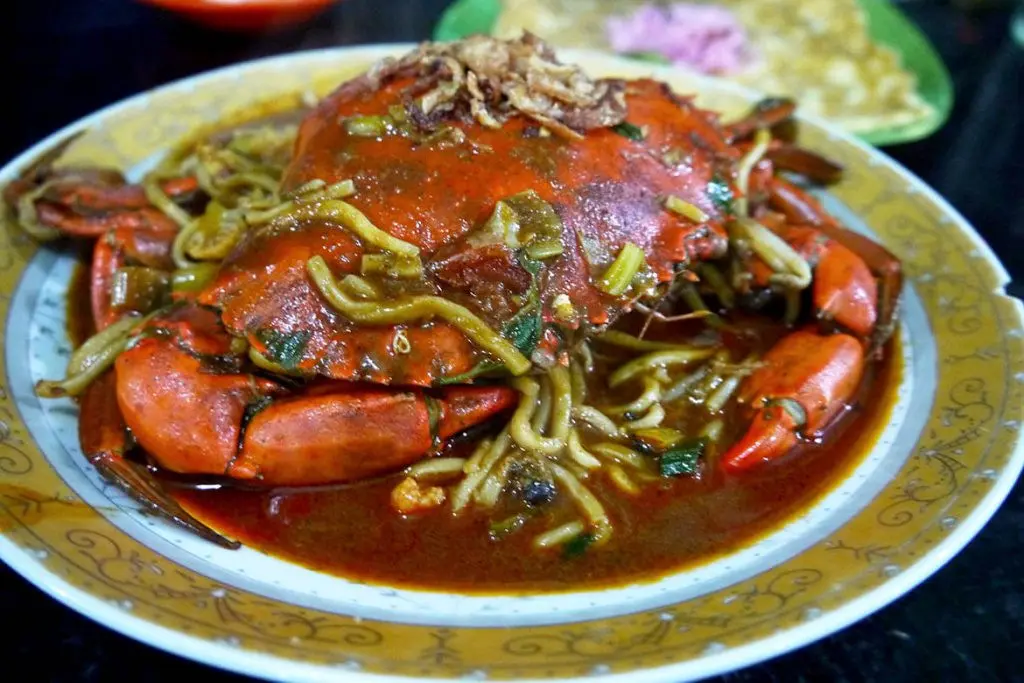 Ingin tahu seperti apa kelezatan menu mi Aceh kepiting yang spesial? (Foto: Good Indonesian Food)