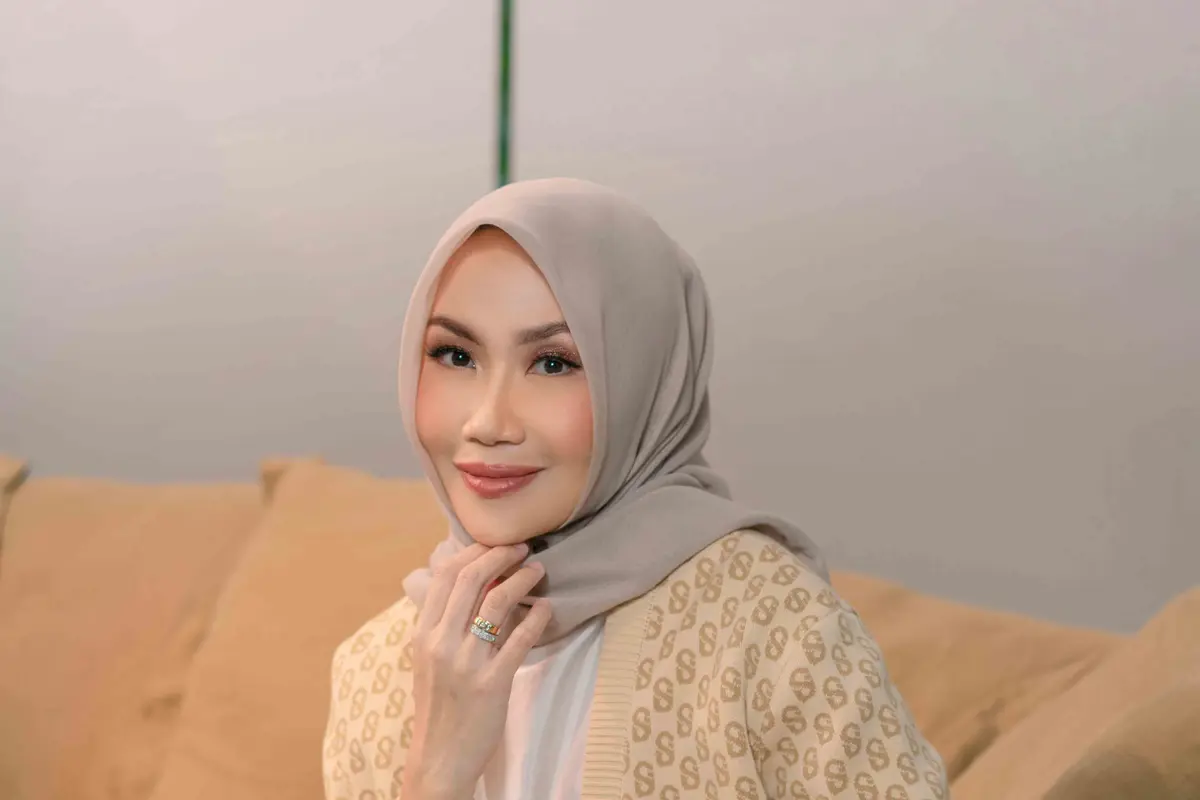Long Cardigan Anniversary Collection dari Benang Jarum/dok. Benang Jarum