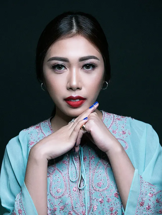 Natural Glam Makeup Look (Pink Red) - Picci Ramlan for FIMELA.com