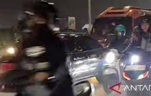Arus Mudik Lebaran Karawang H-3: Pemudik Motor Padati Jalur Arteri hingga Pantura
