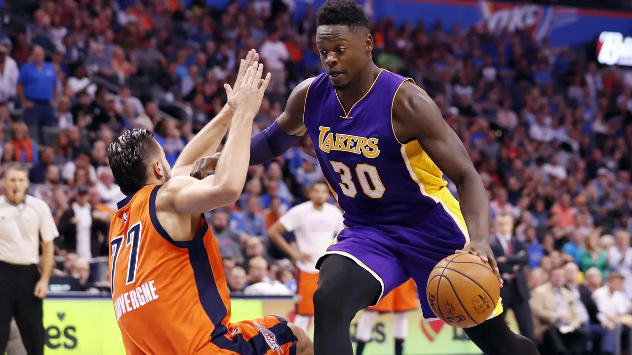 L. A. Lakers Takluk dari Oklahoma City Thunder