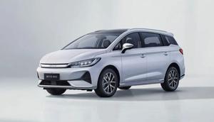 Mobil listrik BYD M6 berpeluang masuk Indonesia.