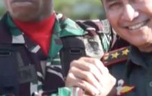 ⁠Prada TNI Berani-beraninya Pegang Pundak Mayjen Iwan Setiawan, Awalnya Sempat Hadap-hadapan Muka