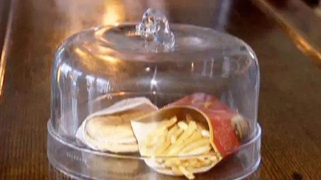 McDonald Tertua di Islandia