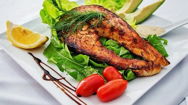 Salmon Salad (Image by DanaTentis from Pixabay)