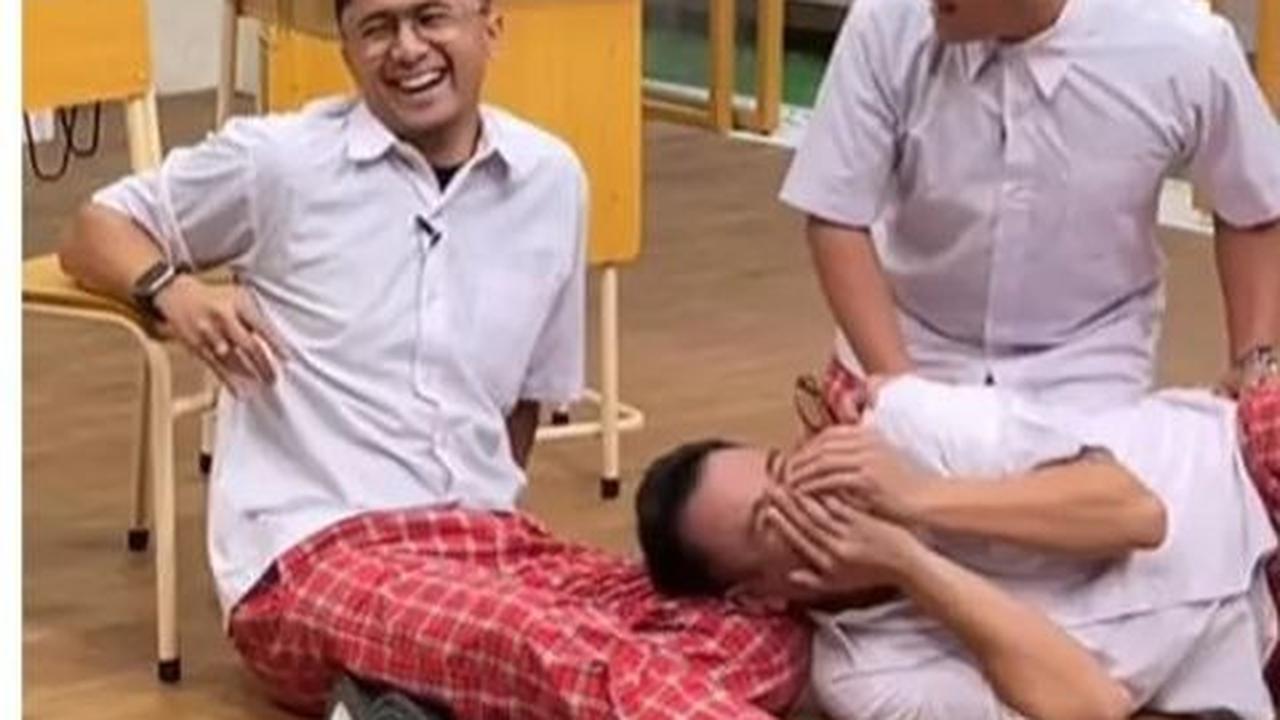 Meskipun telah lama tidak aktif berakting, jiwa entertainernya masih tetap berkobar. Hal ini terlihat dari kesuksesannya dalam menghibur penonton bersama Raffi Ahmad dan Irfan Hakim.