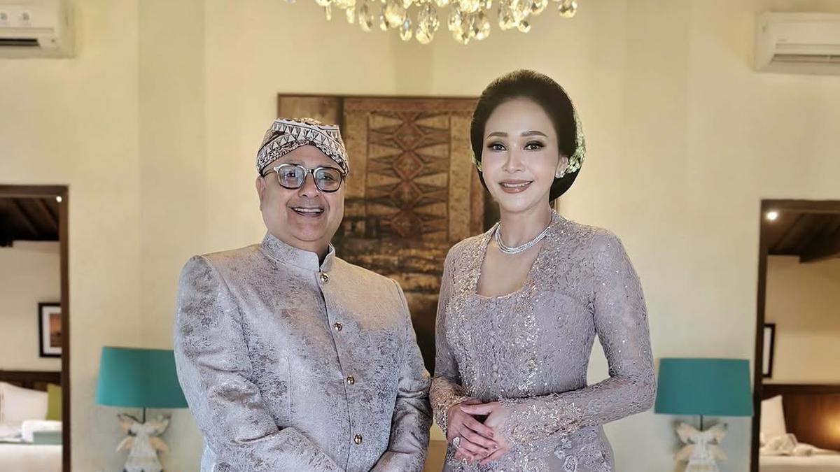 6 Gaya Maia Estianty dalam Balutan Kebaya Karya Asky Febrianti Hingga Fadlan, Anggun Banget!
