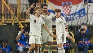 Luis de la Fuente Puji Mentalitas Spanyol usai Comeback Lawan Kroasia