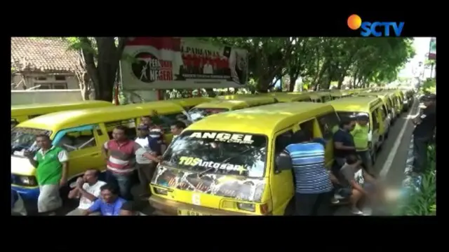 Mogok Massal Sopir Angkot Probolinggo Tolak Ojek Online