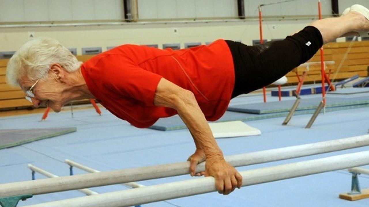 Terpendek hingga Paling Fleksibel, 6 Wanita Ini Masuk Buku Rekor Dunia