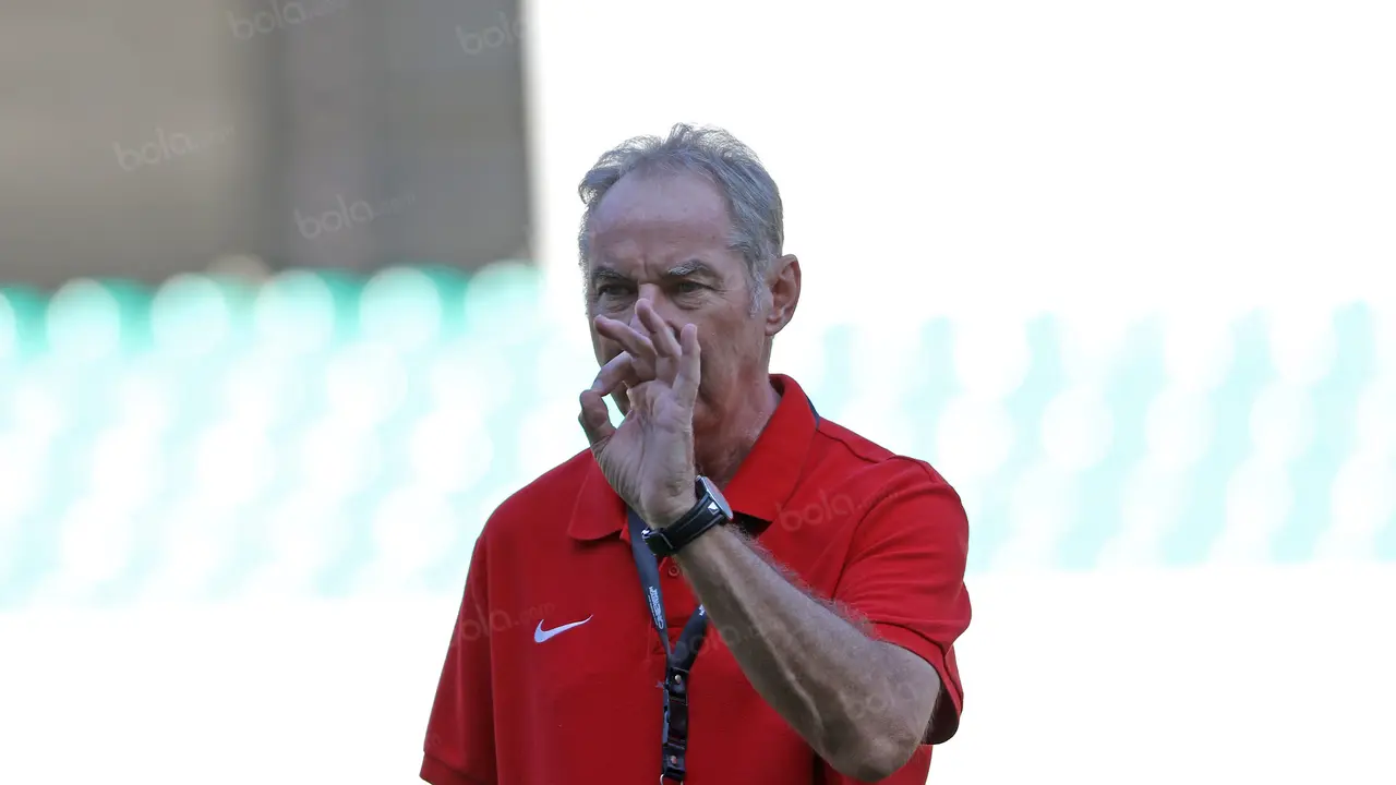 Alfred Riedl
