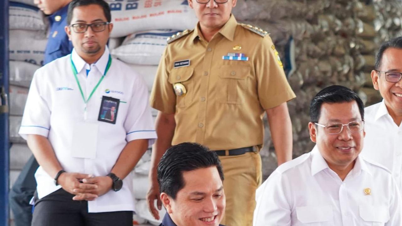 Erick Thohir: Alhamdulillah, Bansos Beras untuk 21,3 Juta Keluarga Kurang Mampu Mulai Dikirim Hari Ini
