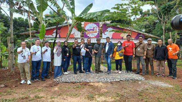 Saung Angklung Udjo bersama Pospay