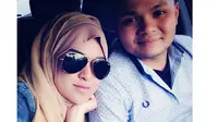 Berhijab, Delia Septianti Makin Disayang Suami