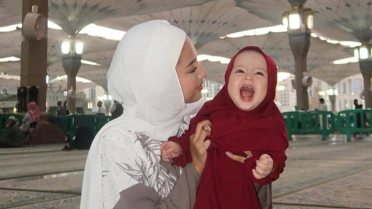 Potret Jennifer Coppen Ungkap Kesedihan Mendalam Jadi Orangtua Tunggal Terutama saat Baby Kamari Sakit