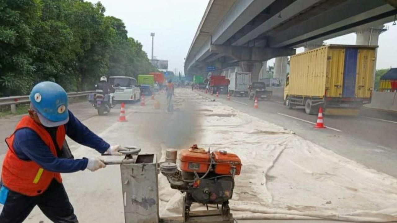 Jasa Marga Lakukan Pemeliharaan Tol Jakarta-Cikampek Selama Sepekan