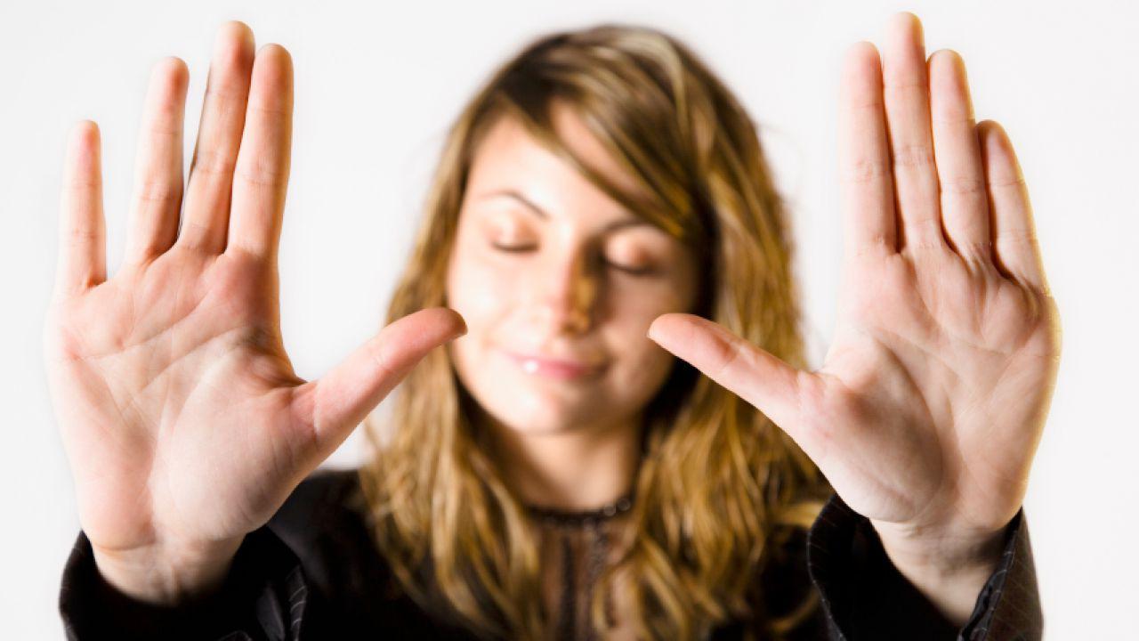 [Bintang] Urusan Maaf Jadi Mahal sama 3 Zodiak Ini