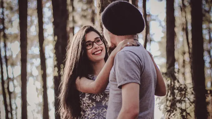 jatuh cinta