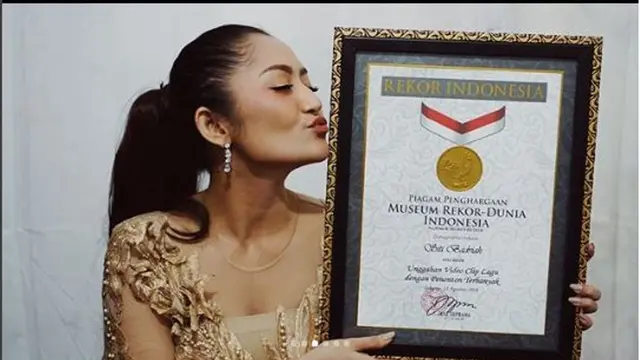Siti Badriah