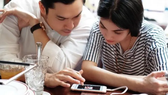[Bintang] Sandra Dewi dan Harvey Moeis