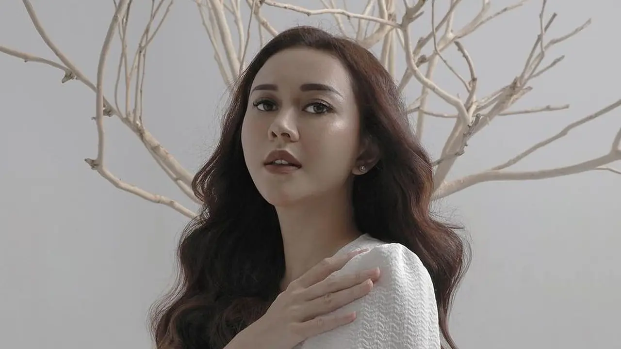 [Fimela] Aura Kasih